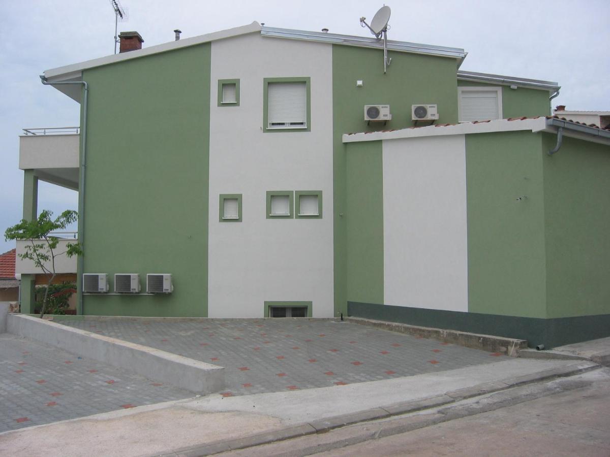 -Villa Sjor -Primosten-Apartmani- Has 2 Large Apartments And 2 Smaller Ones -Primosten Lokvice 6 ภายนอก รูปภาพ